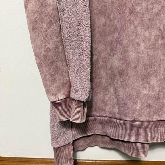 BKE Buckle Multi-Media Raw Hem Distressed Oversized Sweatshirt Women's Small - Picture 4 of 12